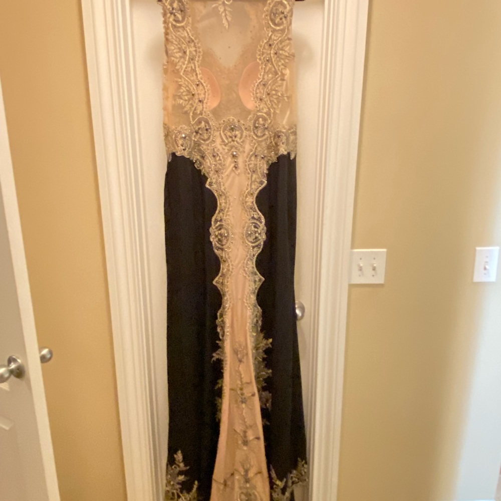 DRESS - Picture 5 of 8